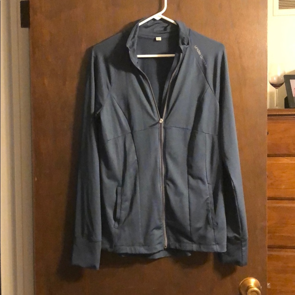 Under amour semi fitted grey jacket